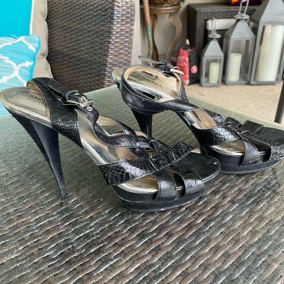 Michael Kors heels size 10. Guc - Picture 3 of 5